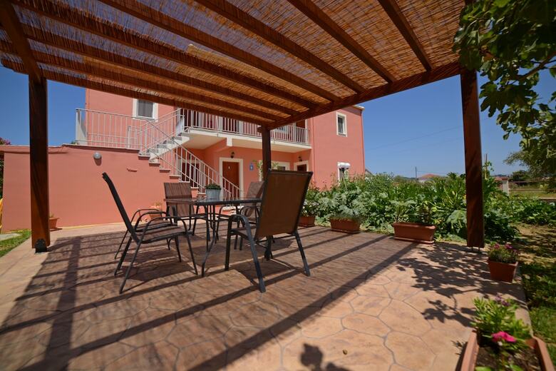 Apartamentos Megali Beach Nikos