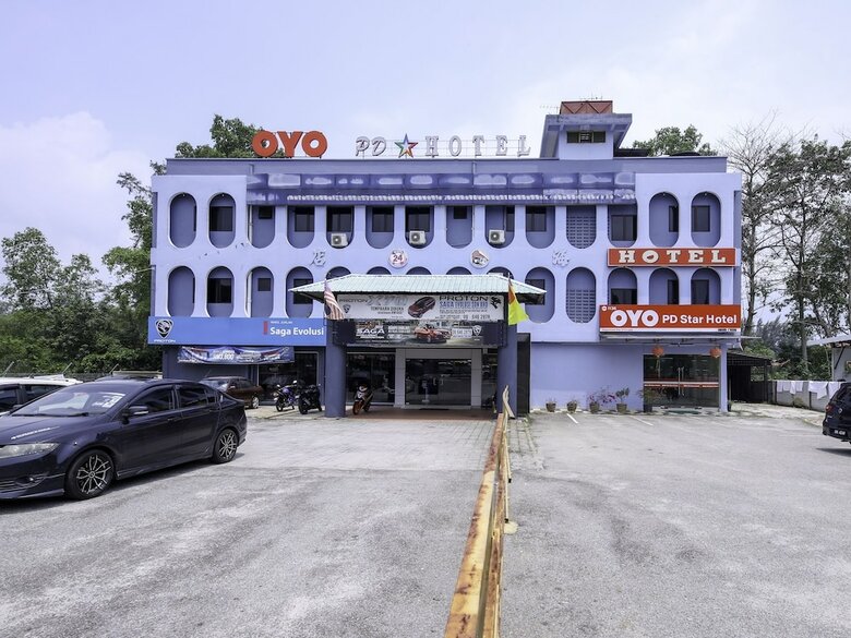 Oyo 1136 Pd Star Hotel