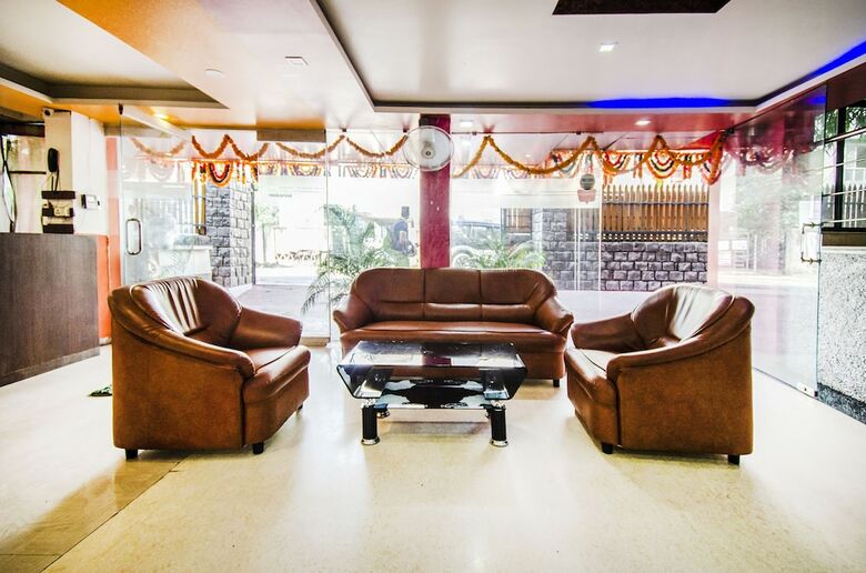 Fabhotel Aundh Retreat