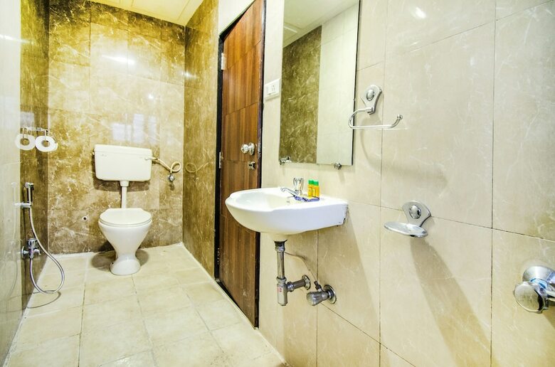 Fabhotel Aundh Retreat
