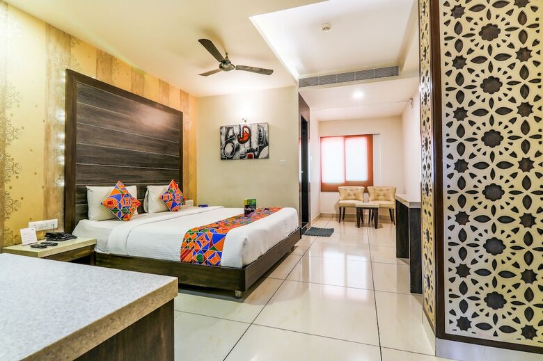 Fabhotel Aab Residency Airport