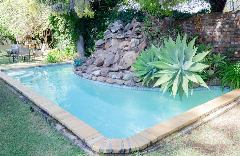 Hotel Adley House Guesthouse