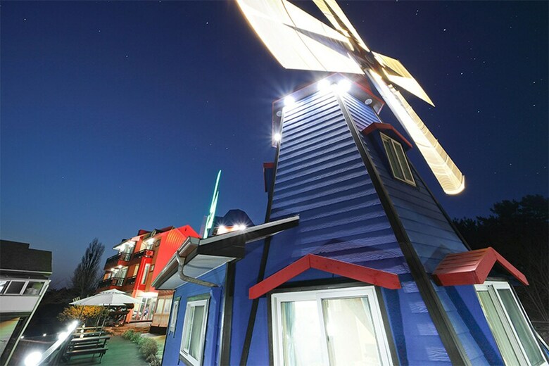 Gangneung Windmill Pension