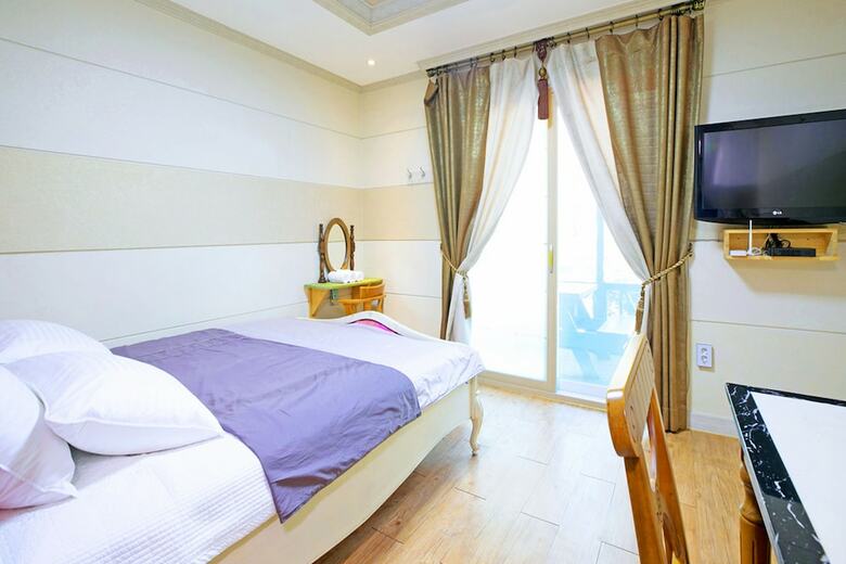 Geoje Daon Pension