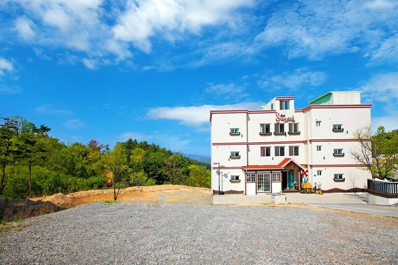 Apartamentos Gyeongju Montmartre Pension