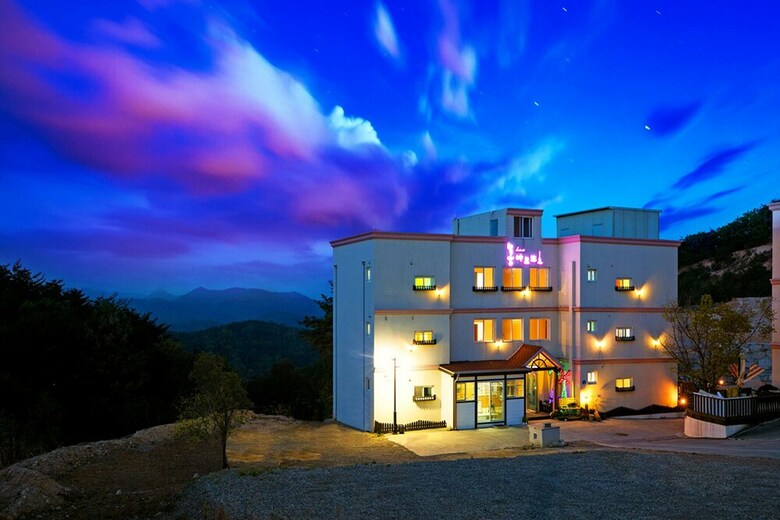 Apartamentos Gyeongju Montmartre Pension