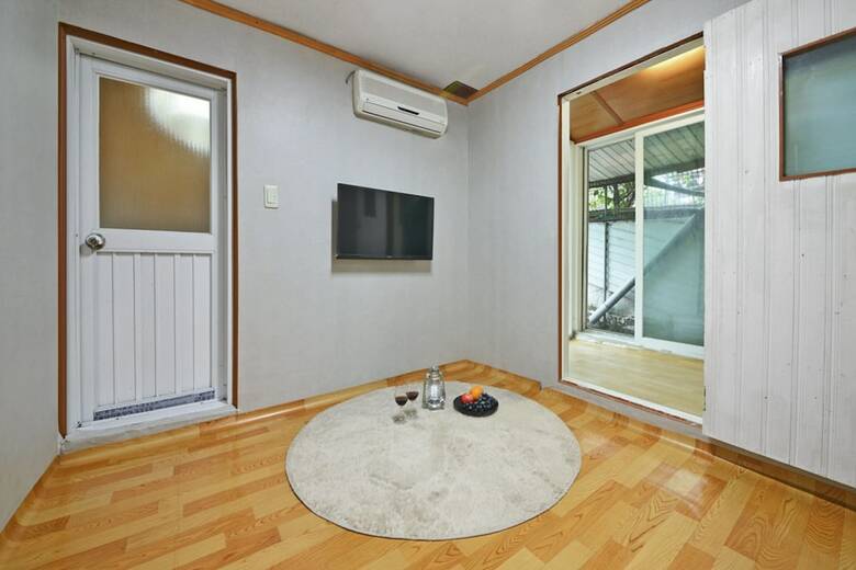 Sea Of Sun Pension