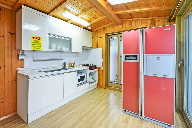 Geoje Santorini Pension