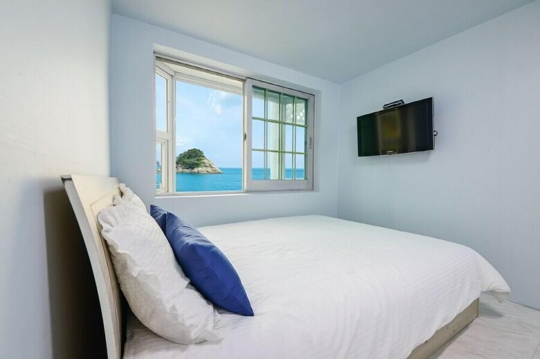 Geoje Santorini Pension