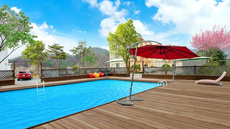 Nami Island Nara Spa Pension