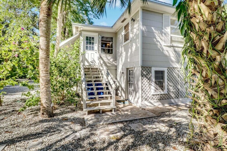 Updated Fort Myers Beach House