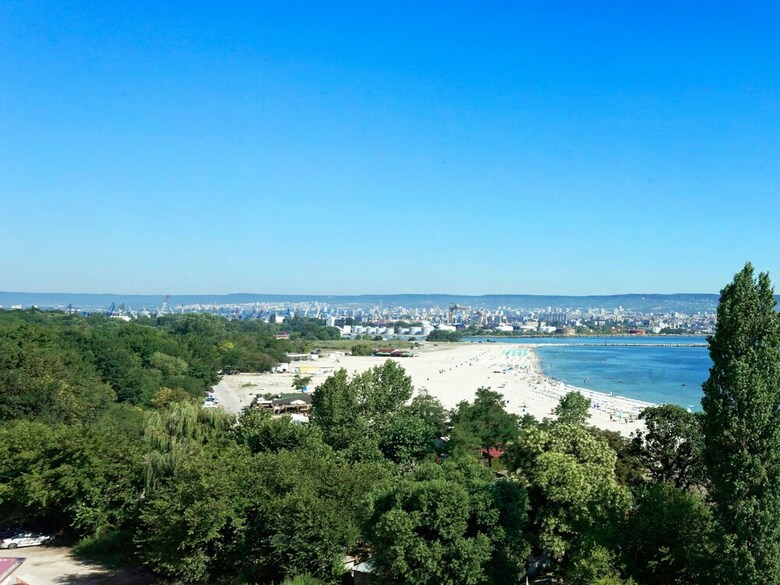 Varna South Bay Apart Complex