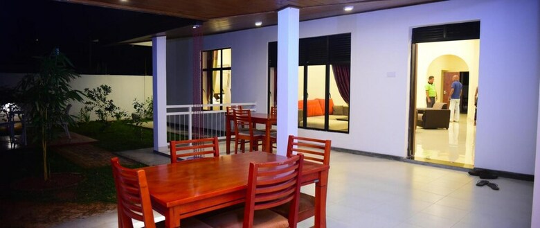 Hotel Tahala Transit Home
