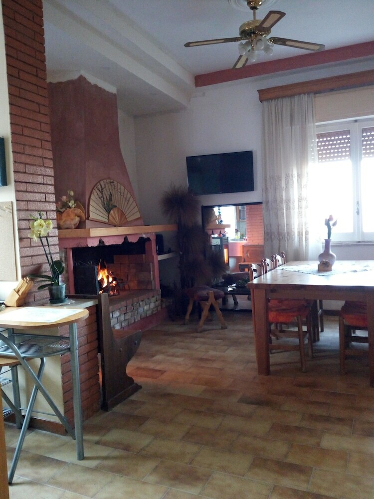 Hotel Villaggio Fabra Casa Mia E Non Solo...