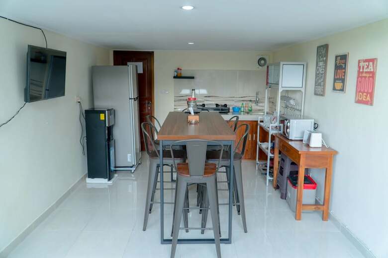 Hotel Derose Guest House Canggu Bali