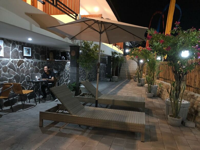 Hotel Derose Guest House Canggu Bali