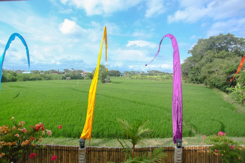 Hotel Derose Guest House Canggu Bali