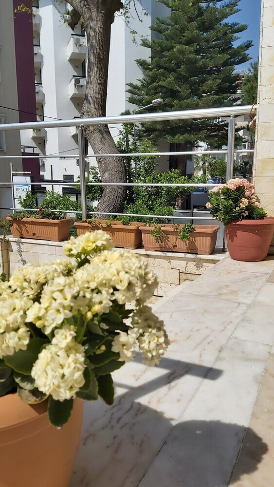 Hotel Erciyes Otel Kusadasi