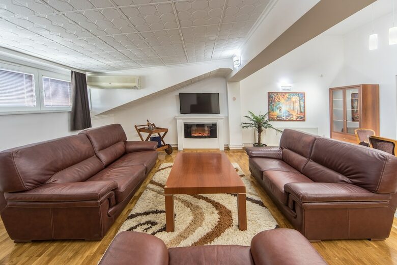 Hotel F Apartments