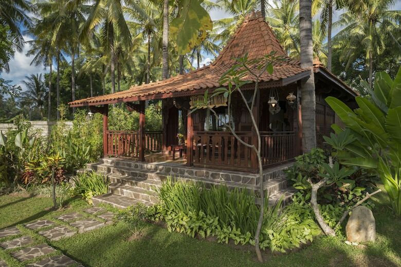 Diamond Beach Villa Lombok