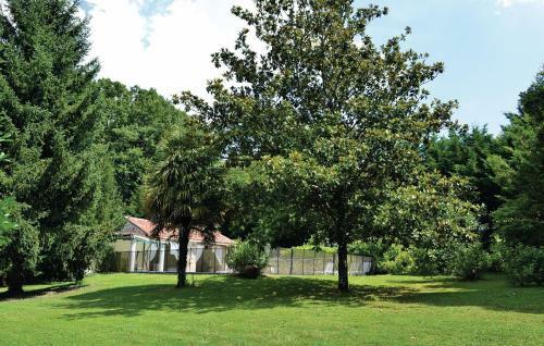 Holiday Home La Grange Des Filles