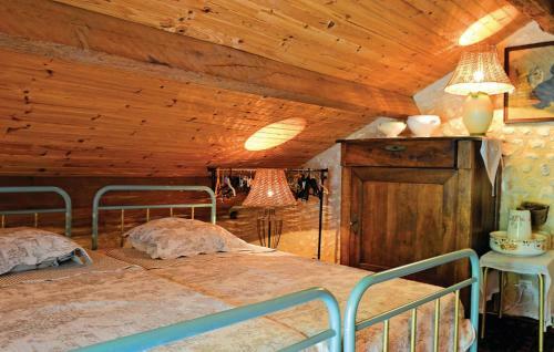 Holiday Home La Grange Des Filles