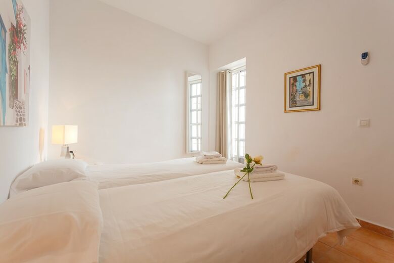 San Lucas Palace Surthy Apartments