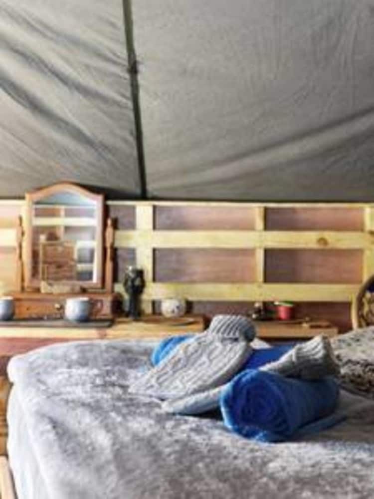 Cabana Hobbity Bell Tent House