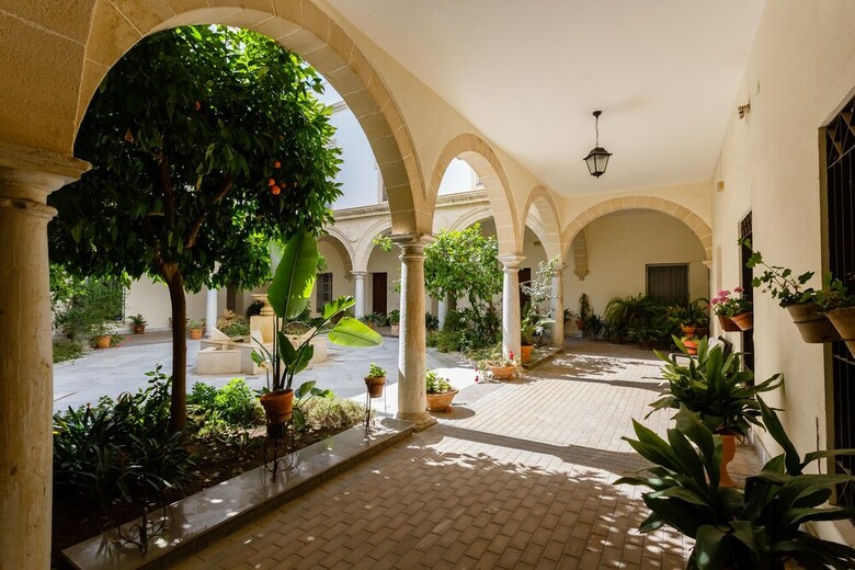 Aladro Home Surthy Apartments