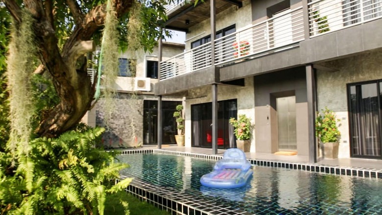 Riverside Luxury Pool Villa 88 Place