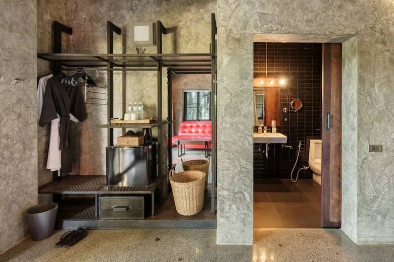 Riverside Luxury Pool Villa 88 Place