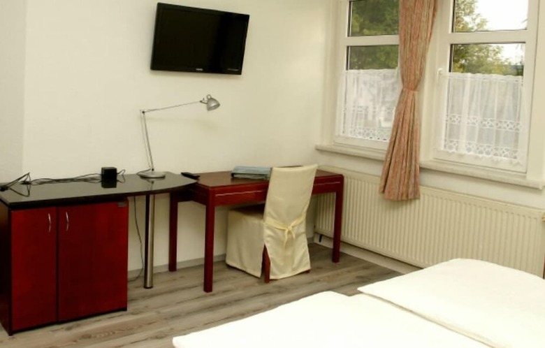 Hotel Pension Zur L�rche