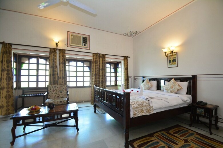 Hotel Mahal  Khandela