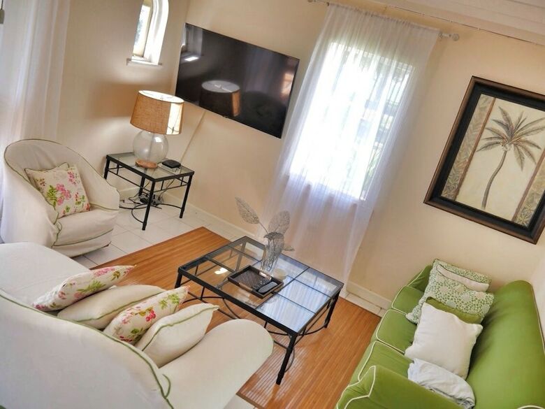Hotel Deluxe Appartment At Point Village