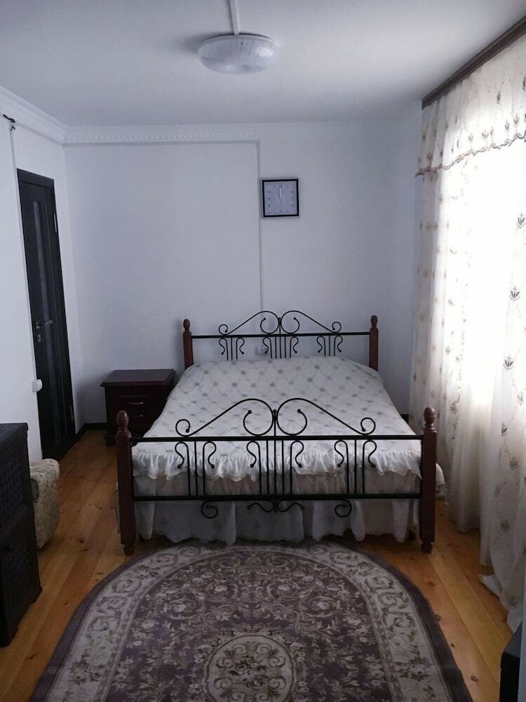 Hotel Arkhiz City Guest House