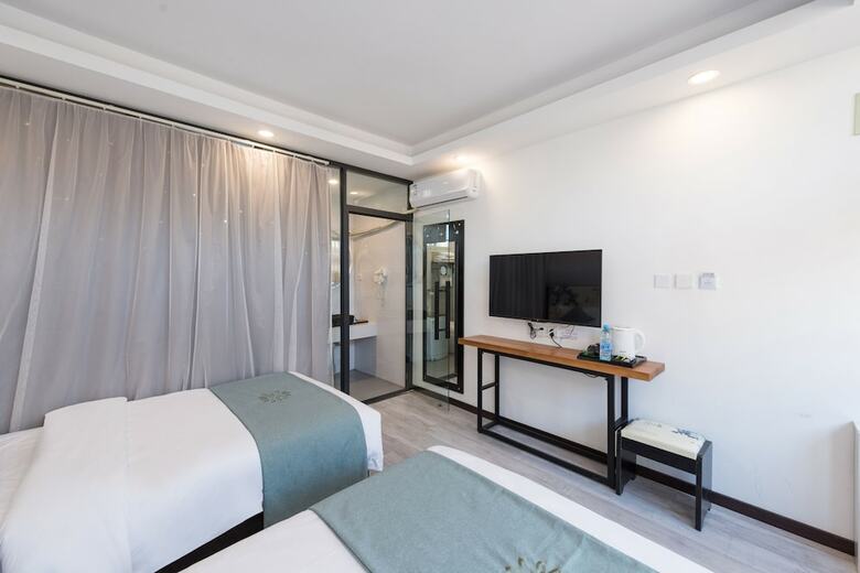Floral Hotel Jiuxianju Beijing