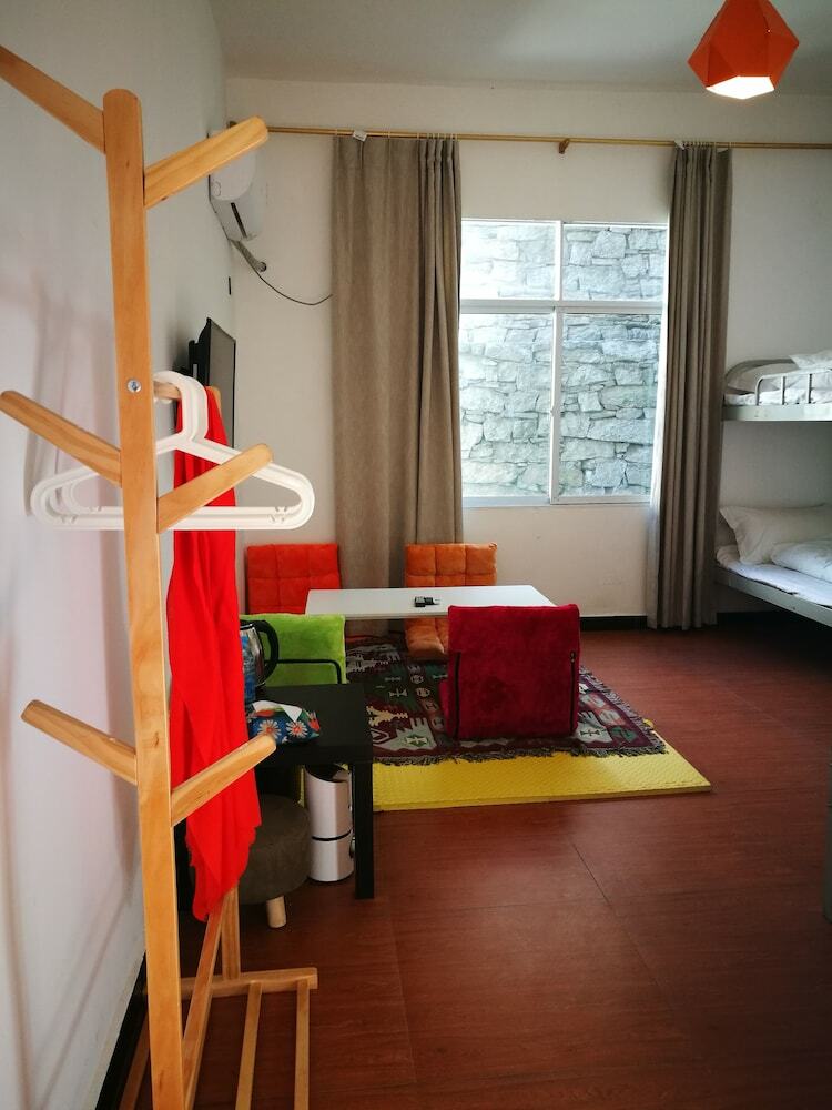 Hostal Sound Of The Mountain