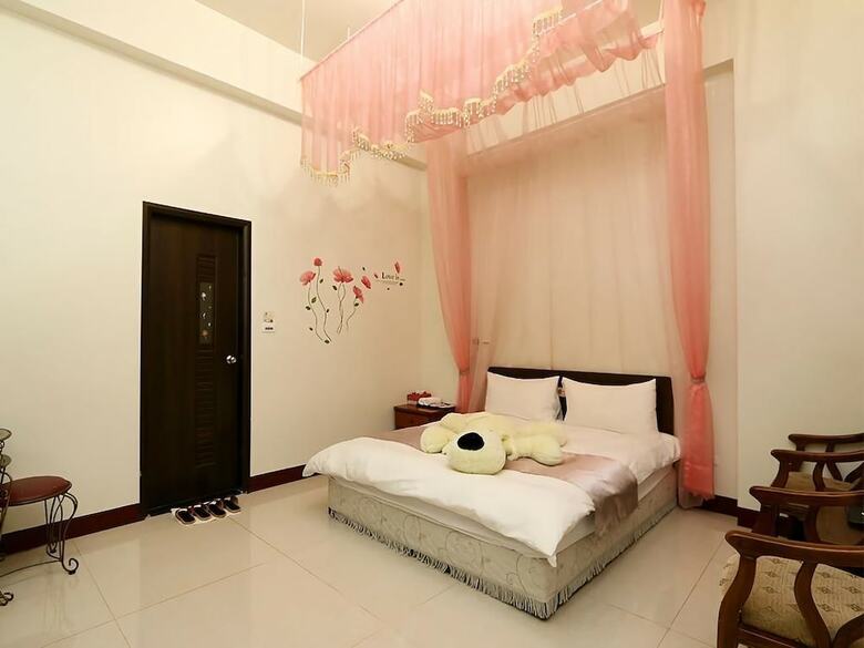 Hotel Leisure Homestay