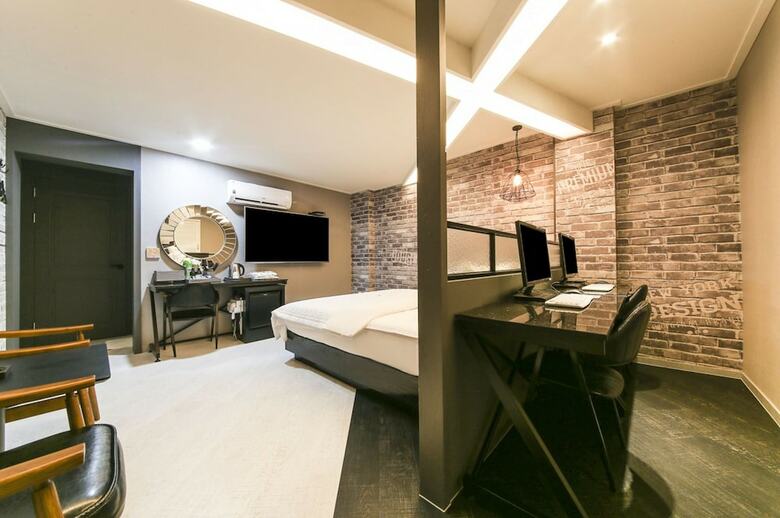 Hotel Ulsan Namgu W Motel