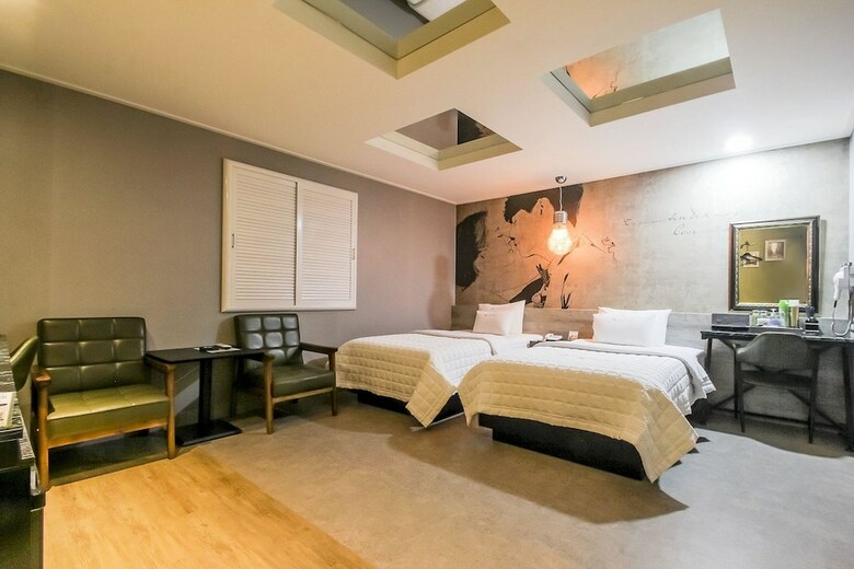 Hotel Ulsan Namgu W Motel
