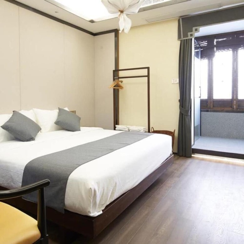 Floral Hotel Xidi Muxishanfang