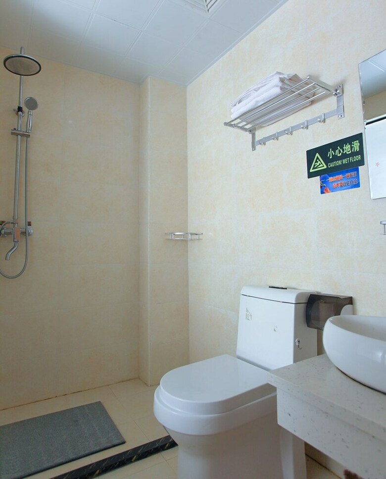 Wuyishan City Chun Hui Traders Hotel