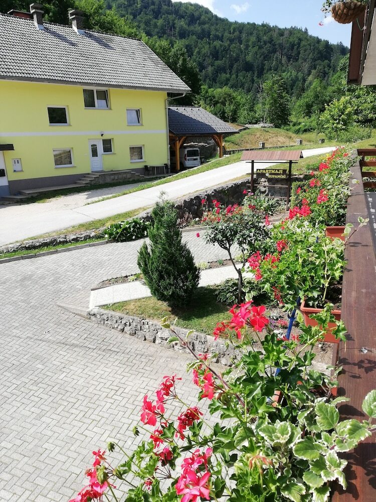 Hotel Zupancic Apartments