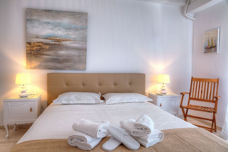 L' Apartment Blanc Dans Le Centre de Glyfada