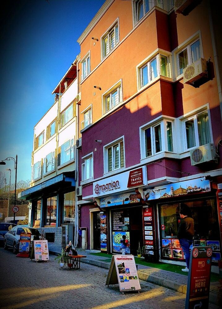 Q Suites In Old City -best Group Hotels