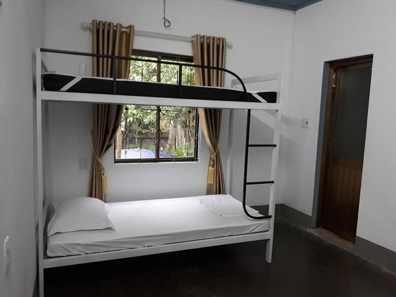 Hostal Tropical Valley Homestay - Hostel
