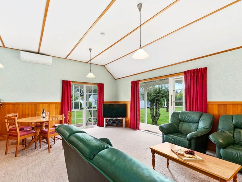 2 Bedroom Cottage Near Huka Falls