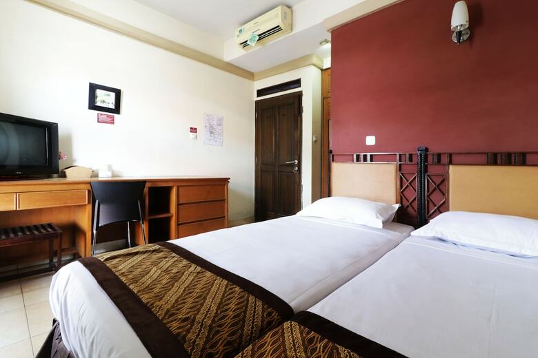 Hotel Rumah Tawa Guesthouse 1