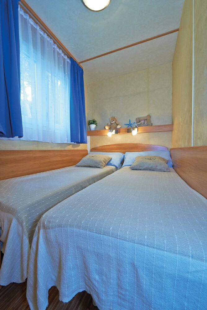 Baia Domizia Camping Village