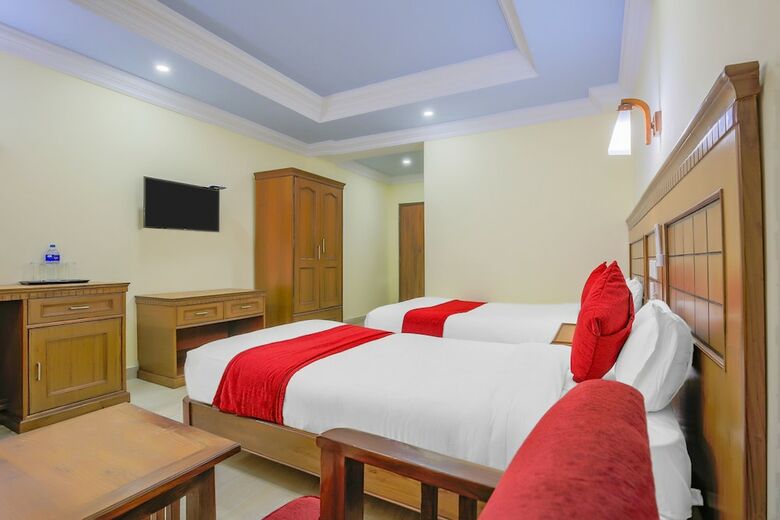 Oyo 417 Hotel Lacoul Inn